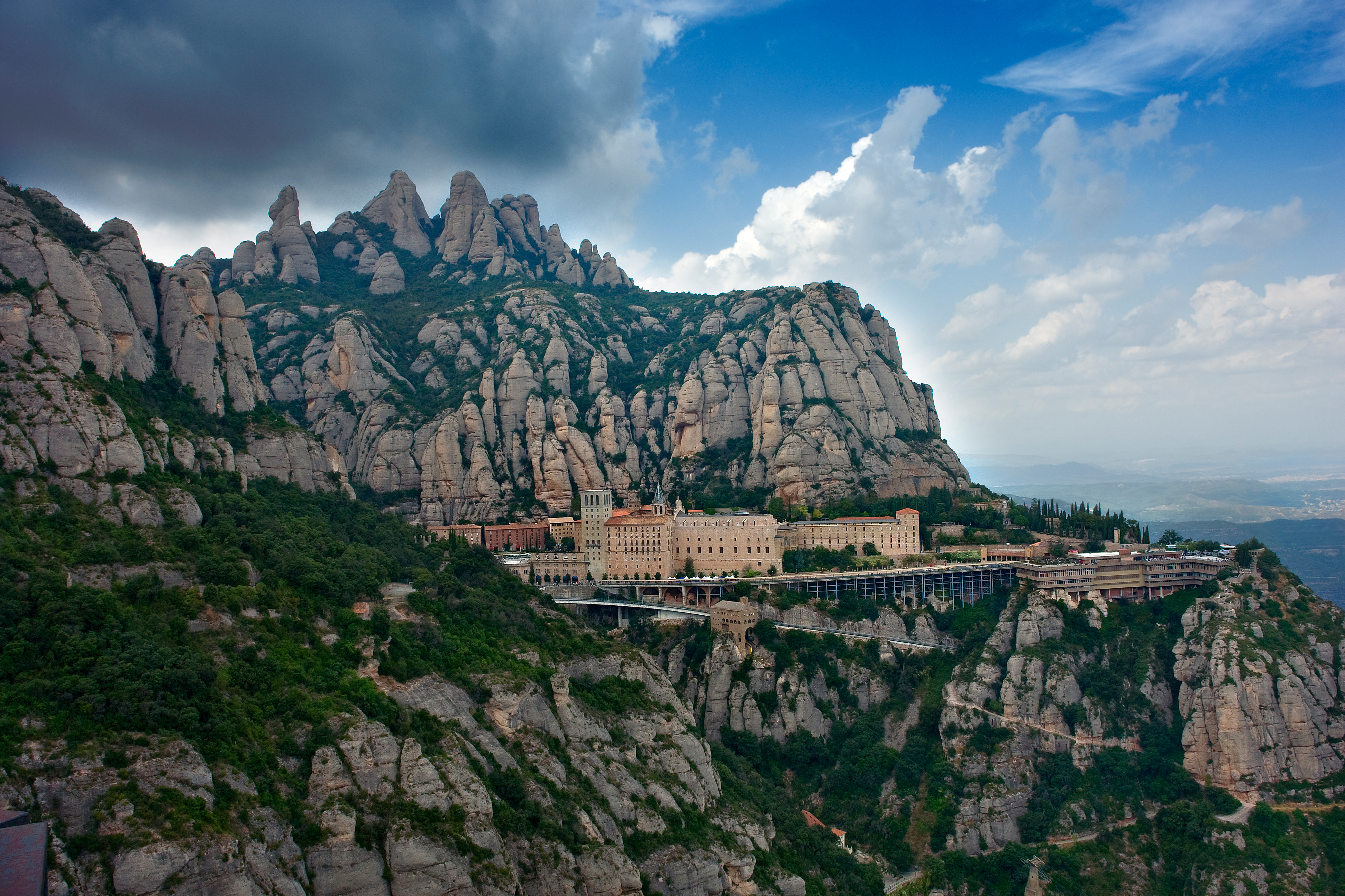 How to get to Montserrat from Barcelona - US, Train, Spain, Mountain, Barcelona, Bar | SeektoExplore.com